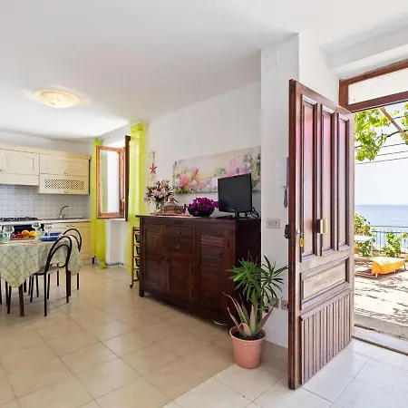 Bouganville Falconara Albanese