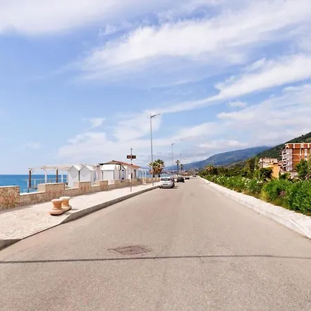 Bouganville Falconara Albanese