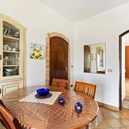 Tatil Evi Bouganville Falconara Albanese